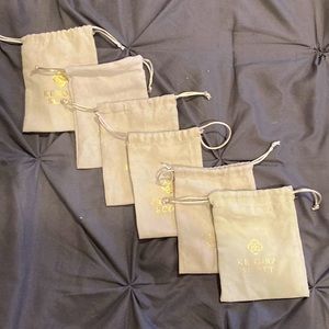 💛Kendra Scott Dust Bags Set of 6💛